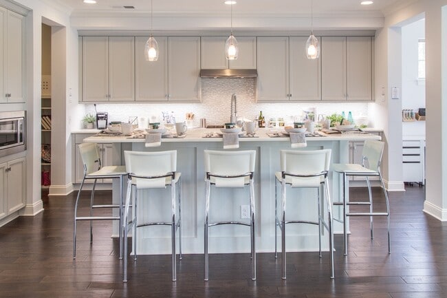 2008 Thatcher Way, Fort Mill, SC 29715 - photo 2