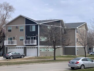 1701 Dakota Dr N Unit E, Fargo, ND 58102