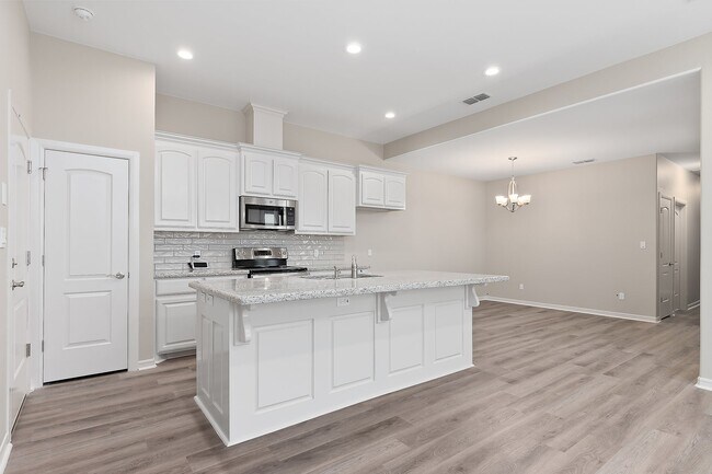 10325 N 15th St, McAllen, TX 78504 - photo 4