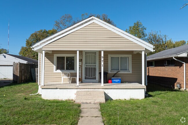 Spacious lawns are kept trim and Madden Hill provides paved sidewalks throughout.
