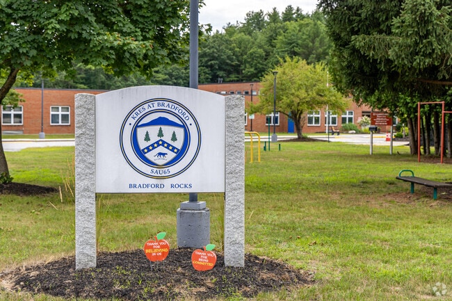 Welcome to the Kearsarge Regional Elementary School in Bradford, NH.