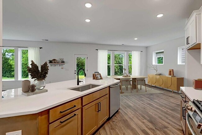 1077 Callaway Dr unit 36477212, Lebanon, TN 37087 - photo 2