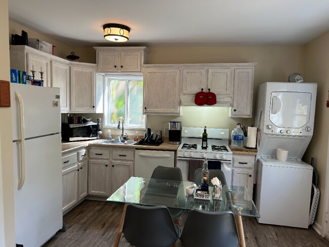 4166 Jasmine Ave unit B, Culver City, CA 90232 - photo 2