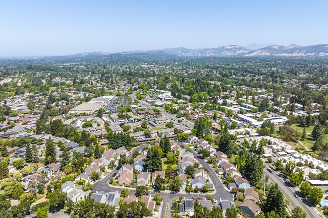 Santa Rosa's suburban Bennett Valley is full of top-rated Schools.