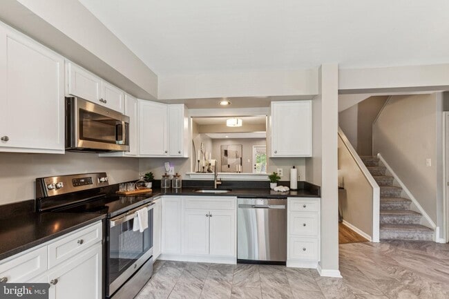 81 Talbot Ct, Media, PA 19063 - photo 3