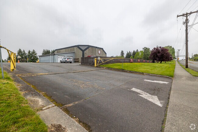 Almost half of the Tacoma students attending Concordia received financial aid.