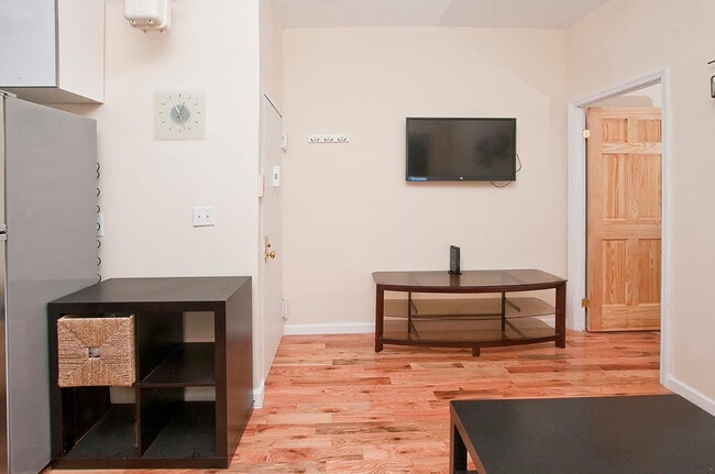 2370 1st Ave unit ID1032024P, New York, NY 10035 - photo 3