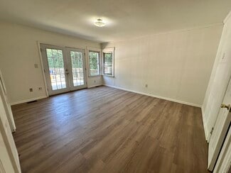 212 Jackson Ave Unit 1, Dunellen, NJ 08812