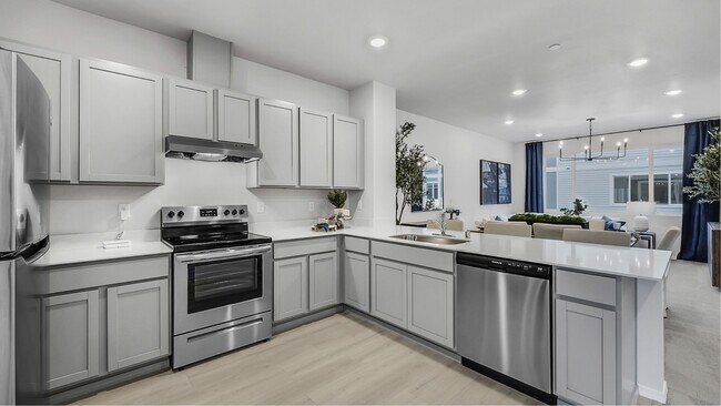 34370 Emerald Ridge Ave SE, Black Diamond, WA 98010 - photo 5