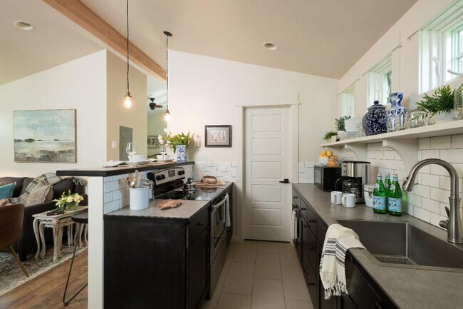 522 W College St unit ID1292390P, Bozeman, MT 59715 - photo 4