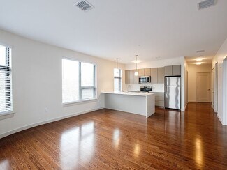 18 Gibbs St, Brookline, MA 02446