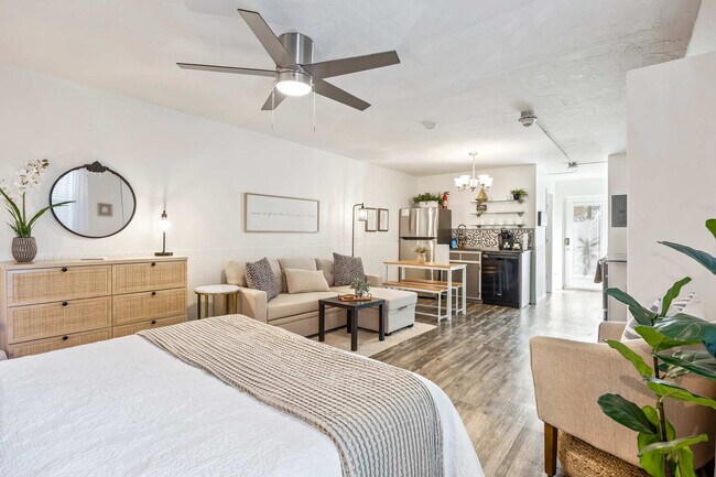 105 NE 3rd St unit ID1044485P, Satellite Beach, FL 32937 - photo 7