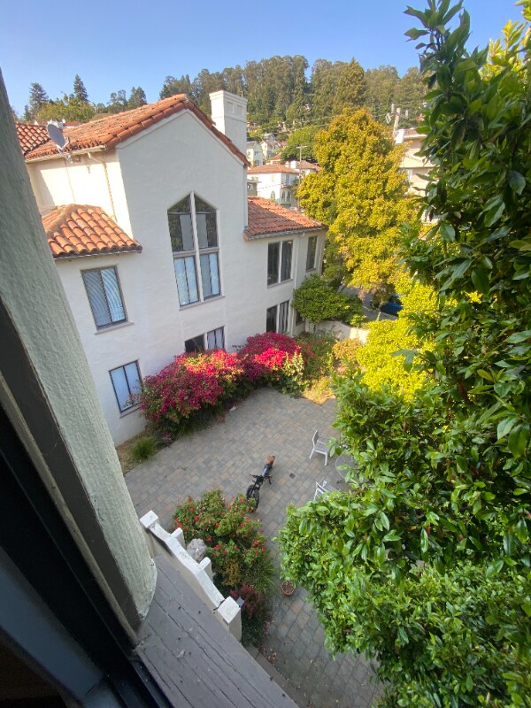 1700 Le Roy Ave Unit 12, Berkeley, CA 94709