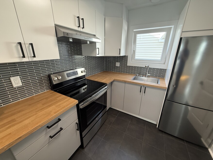 66 Wood St unit 2, Garfield, NJ 07026 - photo 1