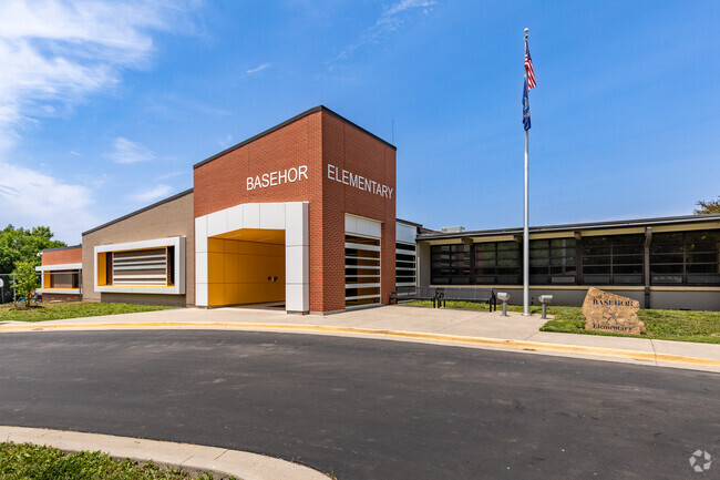 Basehor Elementary School is a highly rated public school in Leavenworth County of Basehor, KS.