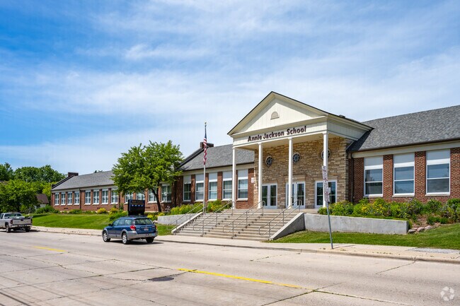 Jackson Elementary School scores a C in academics by Niche.