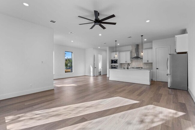 316 Terra Reserve Place, Houston, TX 77079 - photo 3