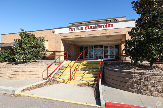 Tuttle Elementary School boasts an A- overall grade on Niche.