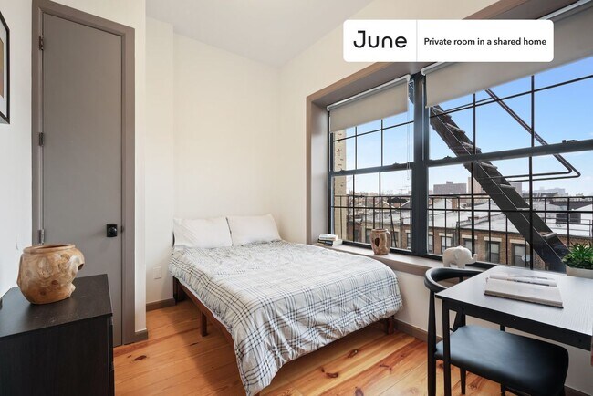 209 W 135th St, New York, NY 10030 - photo 2