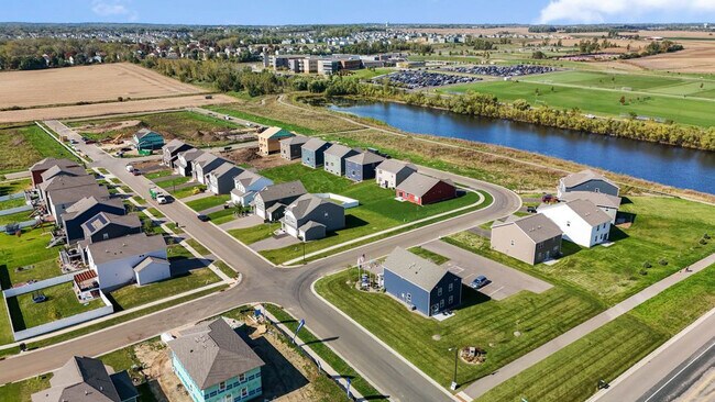 20898 Flanders Way unit 38505809, Farmington, MN 55024 - photo 7