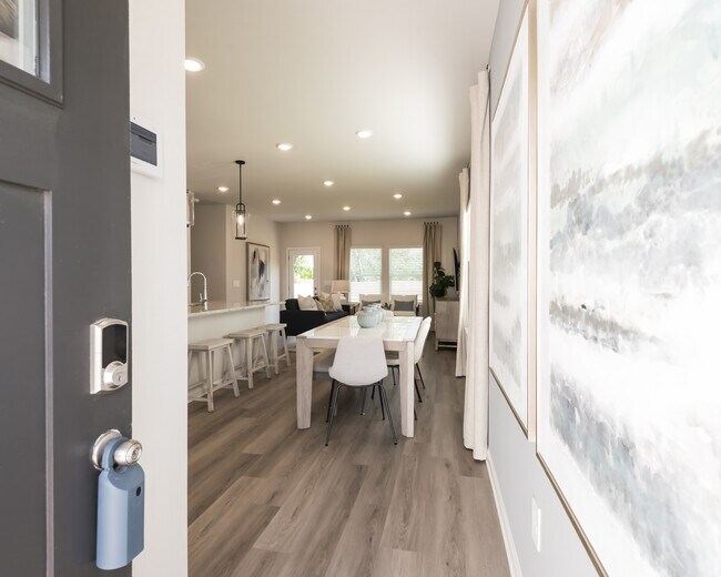 2135 Avalon Ridge unit 37076927, Conyers, GA 30013 - photo 3