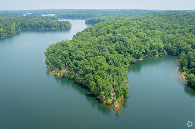 Explore the wonders of Patapsco River at the Liberty Reservoir near Waverly Woods, MD.