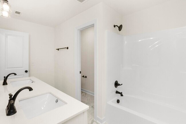 25 Rosewood Ln, Youngsville, NC 27596 - photo 7