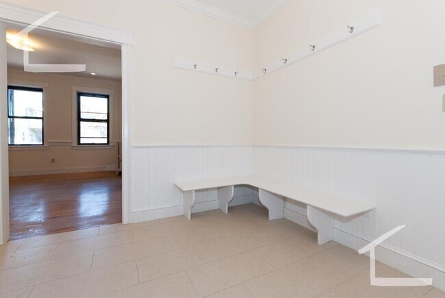 27 Glenville Ave unit 3, Allston, MA 02134 - photo 5