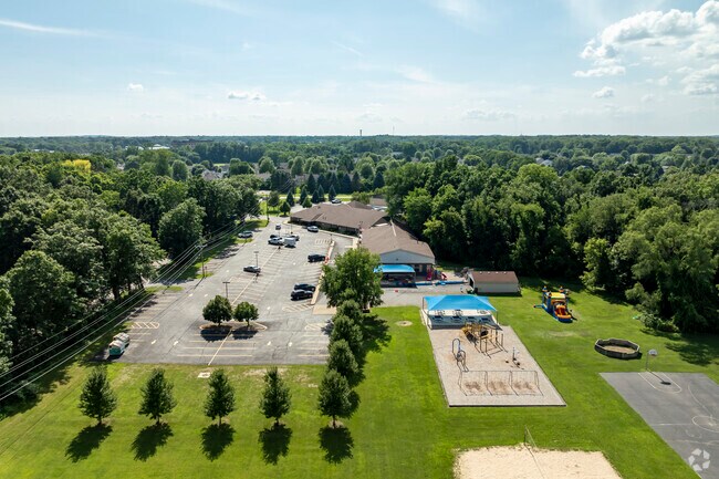 Discover innovative learning and growth at Shepherd of the Lakes Lutheran School.