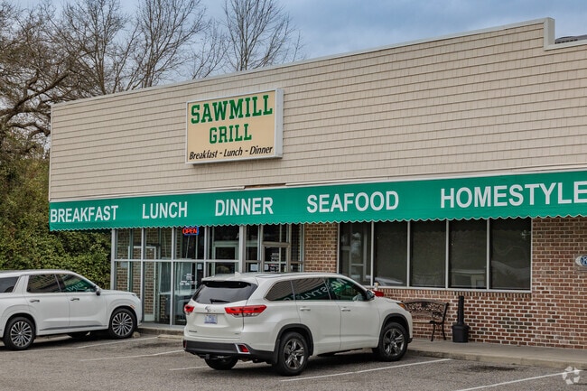 Sawmill Grill in Hampstead is a popular family restaurant locals go to for great seafood.