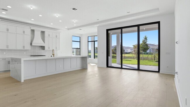 13207 Artisan Cir, Palm Beach Gardens, FL 33418 - photo 7