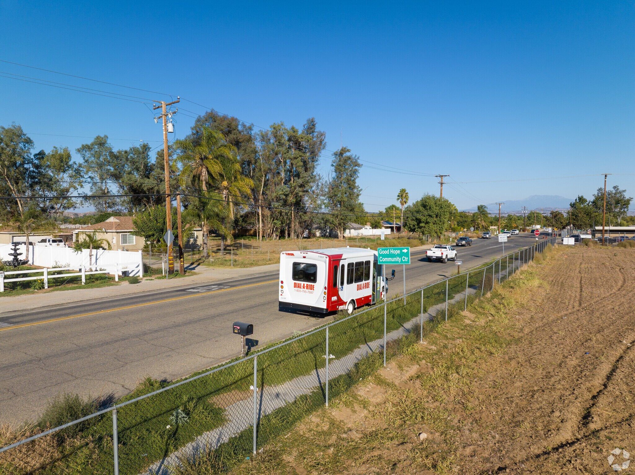 Navigate Temescal Valley via public transit.