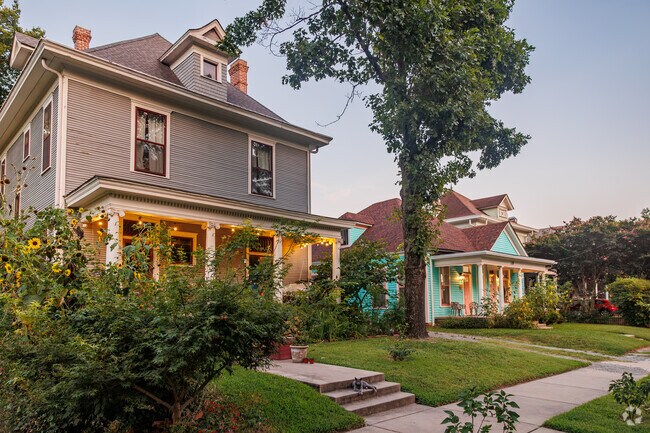 The size and variety of home styles in Downtown Little Rock offers something for most everyone.