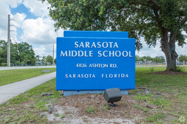 Sarasota Middle School supports Myakka Valley Ranches students.