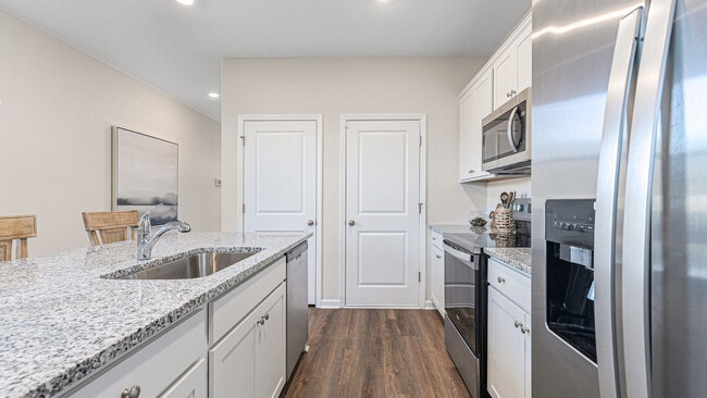 1348 Mosser Dr, Columbia, SC 29203 - photo 4