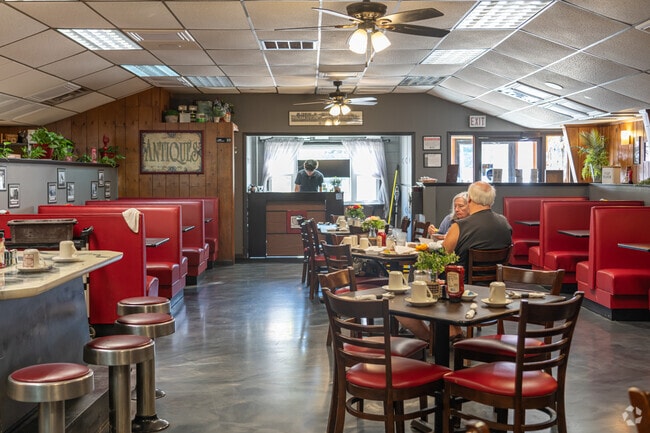 Shabbona Café is a popular spot offering homestyle cooking.