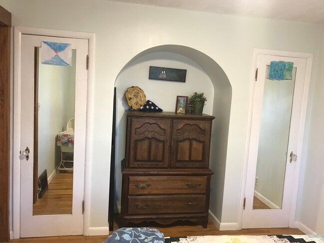 213 S 100 W unit 2 middle, Tooele, UT 84074 - photo 3