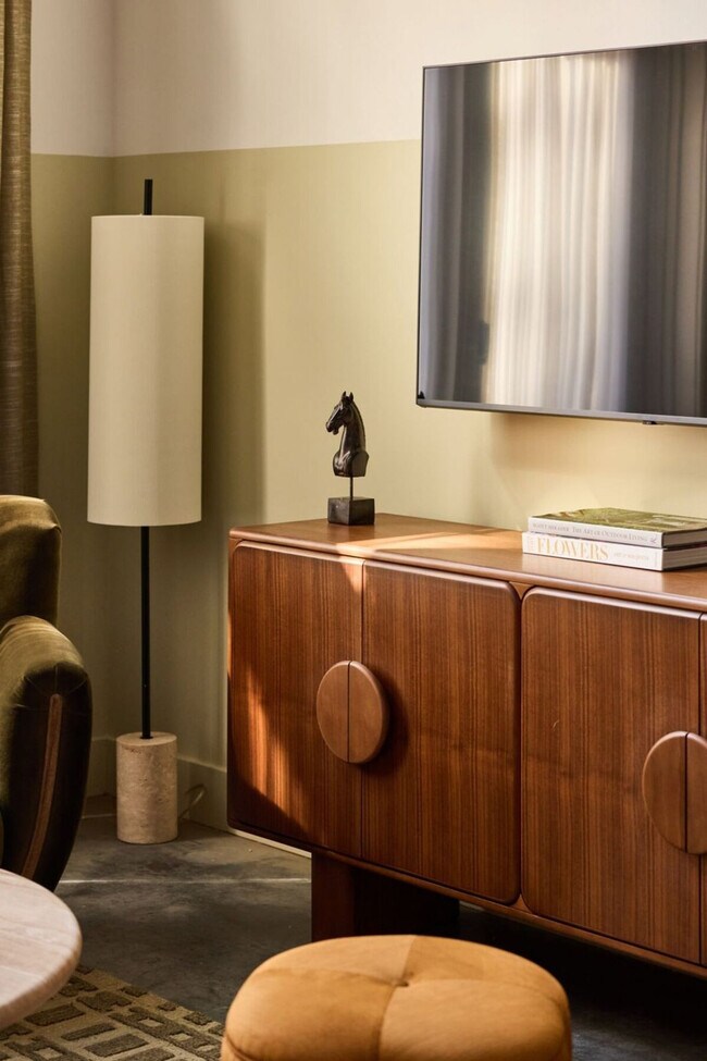 41 Martin Luther King jr Blvd Unit ID1321209P, Savannah, GA 31401