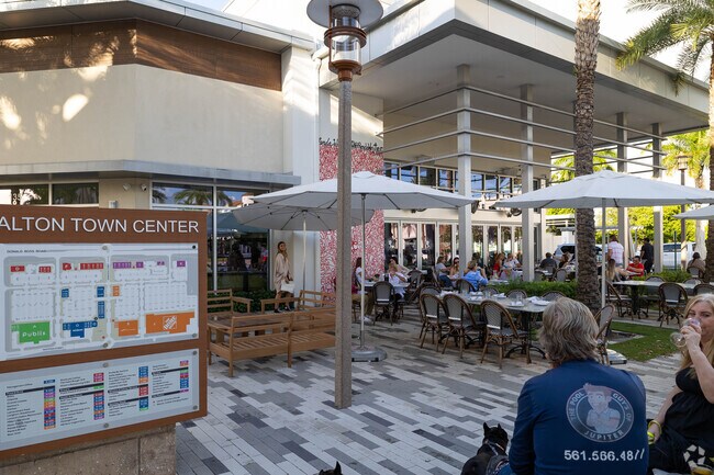 Patio dining at Lynora's restaurant, a popular Italian restaurant, has a bustling happy hour.