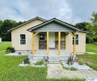 3263 Charity Ln, Hazel Green, AL 35750