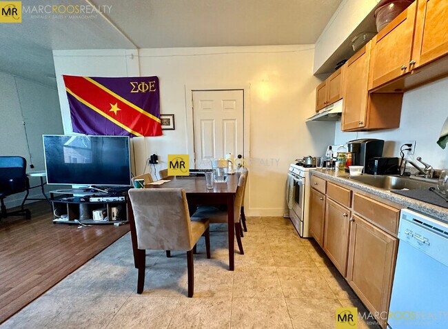 14 Ashford St unit 6, Allston, MA 02134 - photo 4