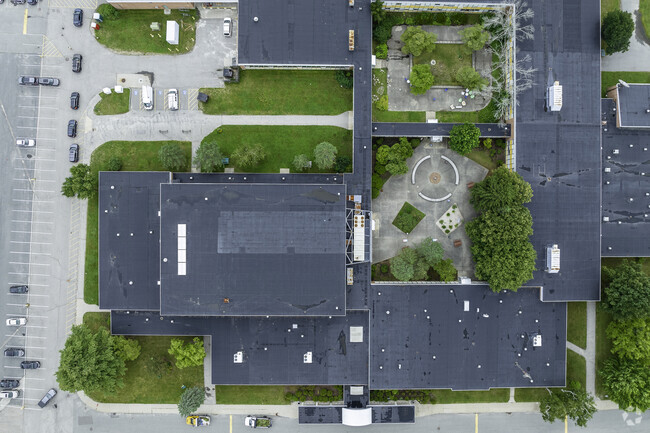 Aerial top-down view of Holliston High School.