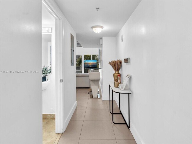 Brickell On The River unit 312, Miami, FL 33131 - photo 6