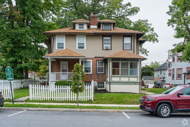 Twin homes are a popular choice among homeowners in Norwood.