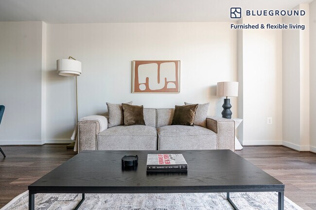 3444 Fairfax Dr unit FL12-ID1227, Arlington, VA 22201 - photo 2