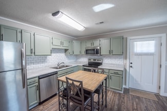 545 S Main St, Jefferson, NC 28640