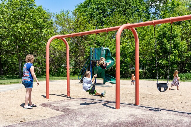 Leawood West families visit Trendwood Park for wide open green spaces.
