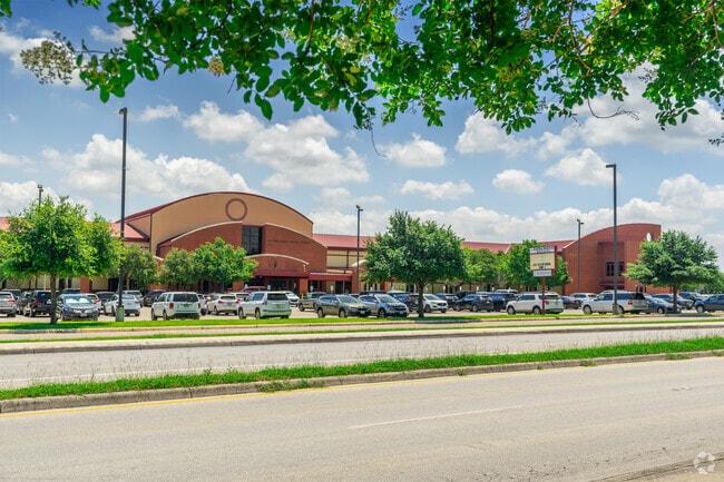 Uncover the pleasures of education of Rawlinson Middle School.