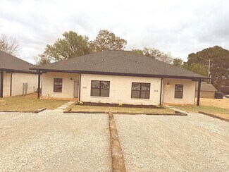 1515 Jordan Rd, Huntsville, AL 35811