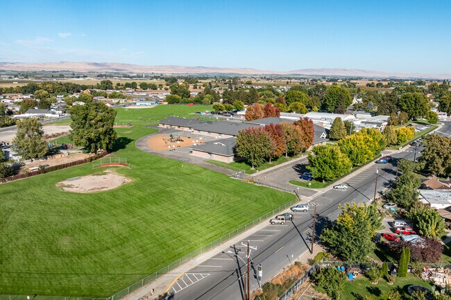 Families love Roosevelt Elementary’s engaging teachers and programs.